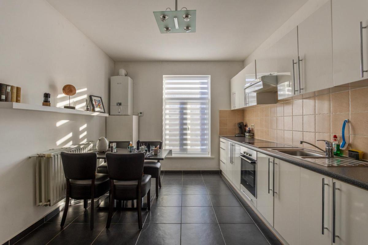 B&B Leopold & Appartementen Saint-Trond Extérieur photo